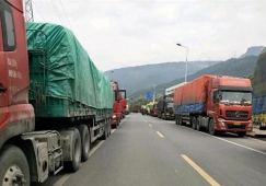 2020年搞货运有多难？干不下去想卖车,36万的车贱卖了16万！